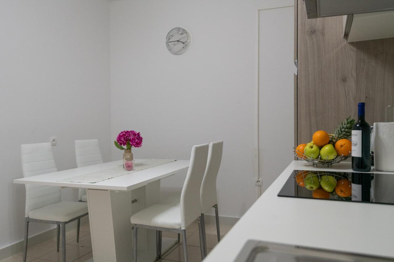Apartman Ruza Podgora Exterior photo