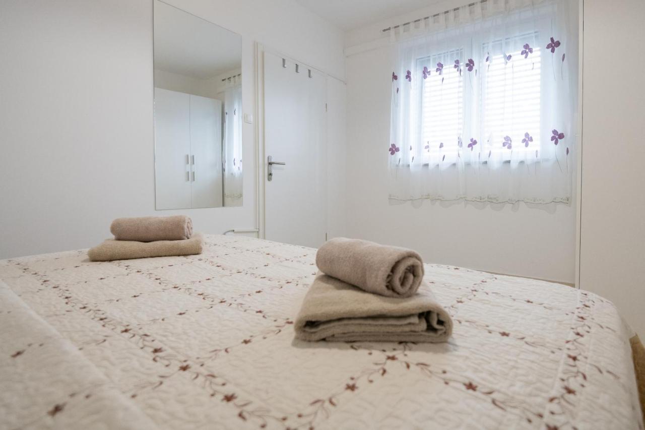 Apartman Ruza Podgora Exterior photo